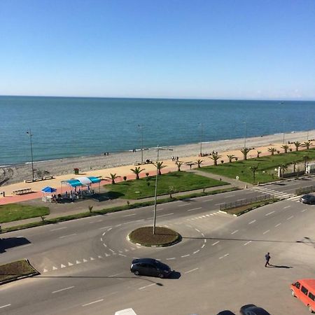 House On The Beach Batumi Exterior foto