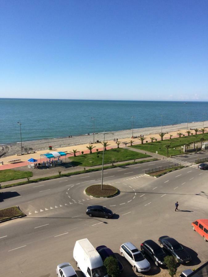 House On The Beach Batumi Exterior foto